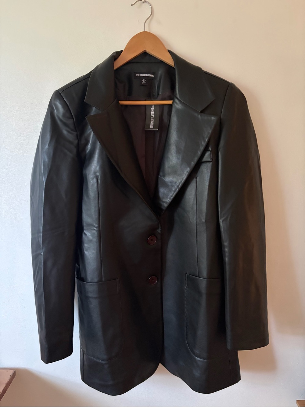 PrettyLittleThing Black Faux Leather Blazer